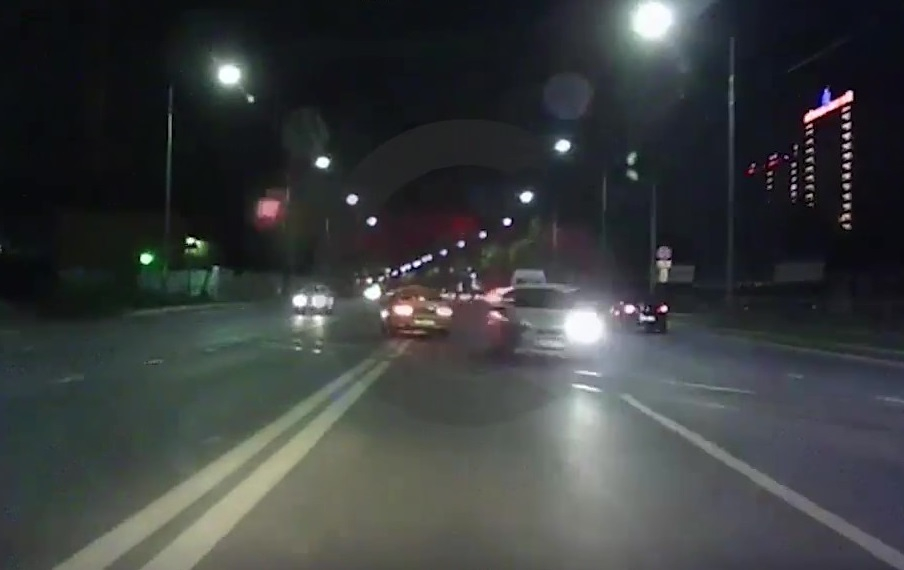 В массовом ДТП на шоссе в Краснодаре пострадал подросток