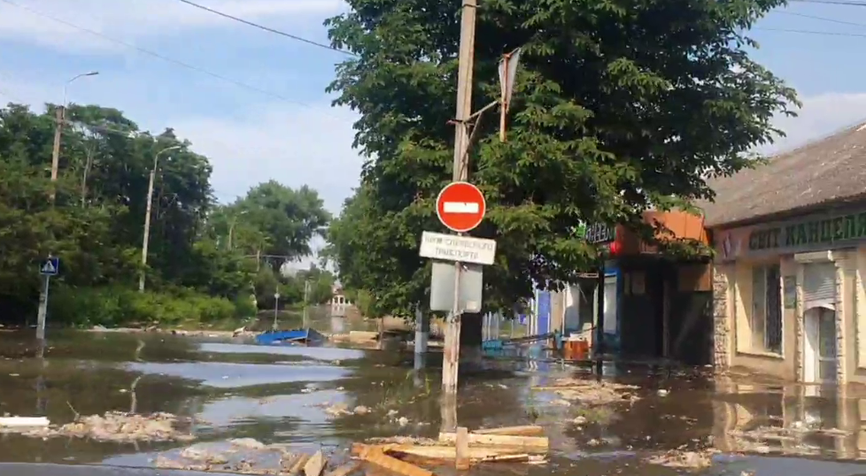 «Накрывают залпами градов жилые кварталы»: экс-мэр Краснодара Андрей Алексеенко об эвакуации жителей Херсонщины из-за затопления
