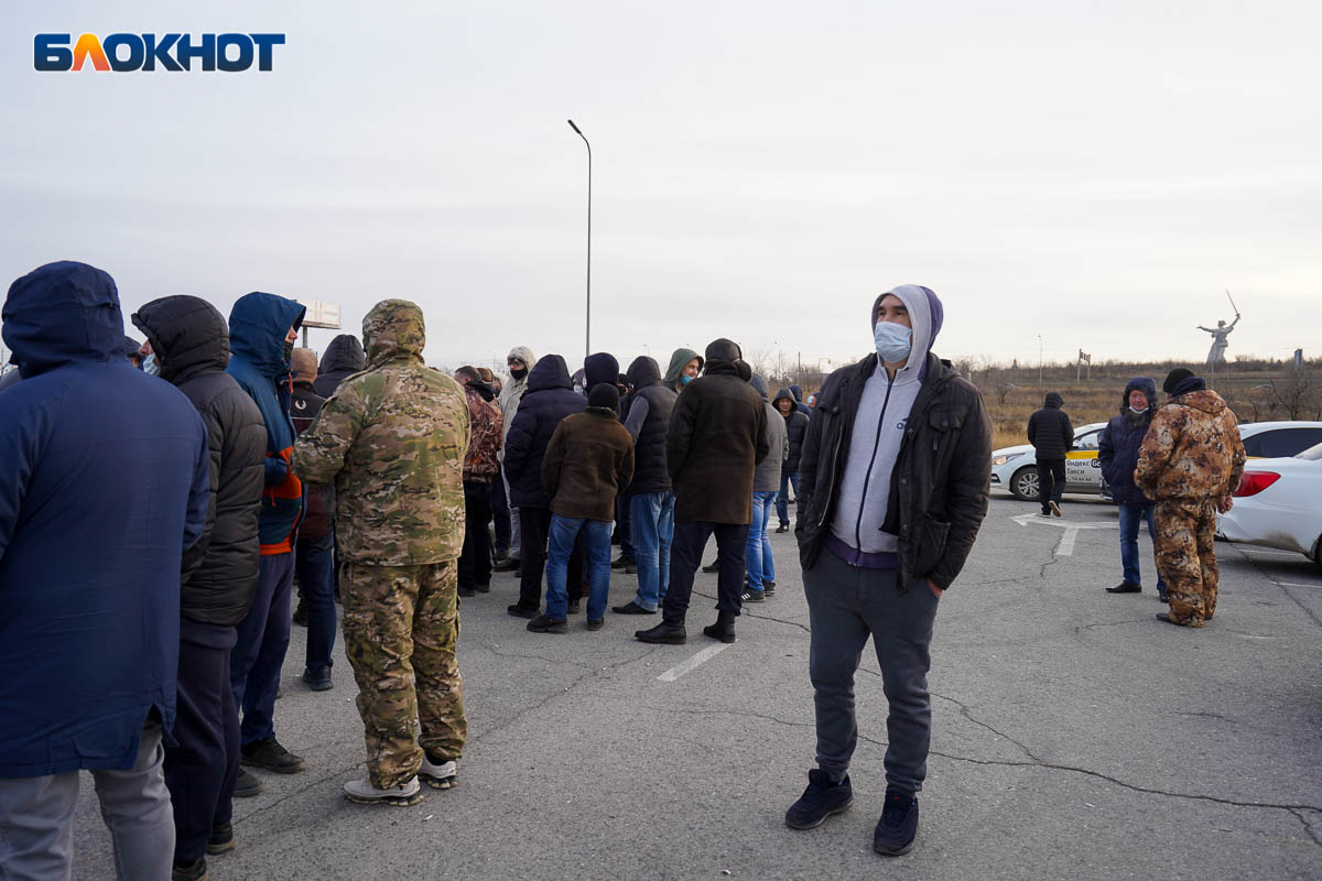 С их комиссией входим в долги»: краснодарские таксисты пожаловались на  сервис «Яндекс»