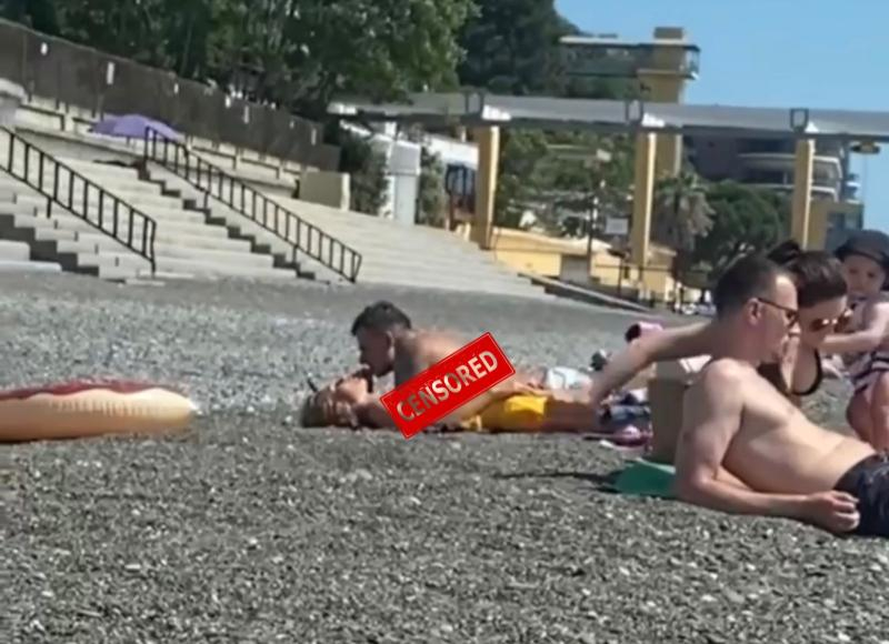 На пляже в Сочи туристы занялись сексом, теперь их ищет полиция